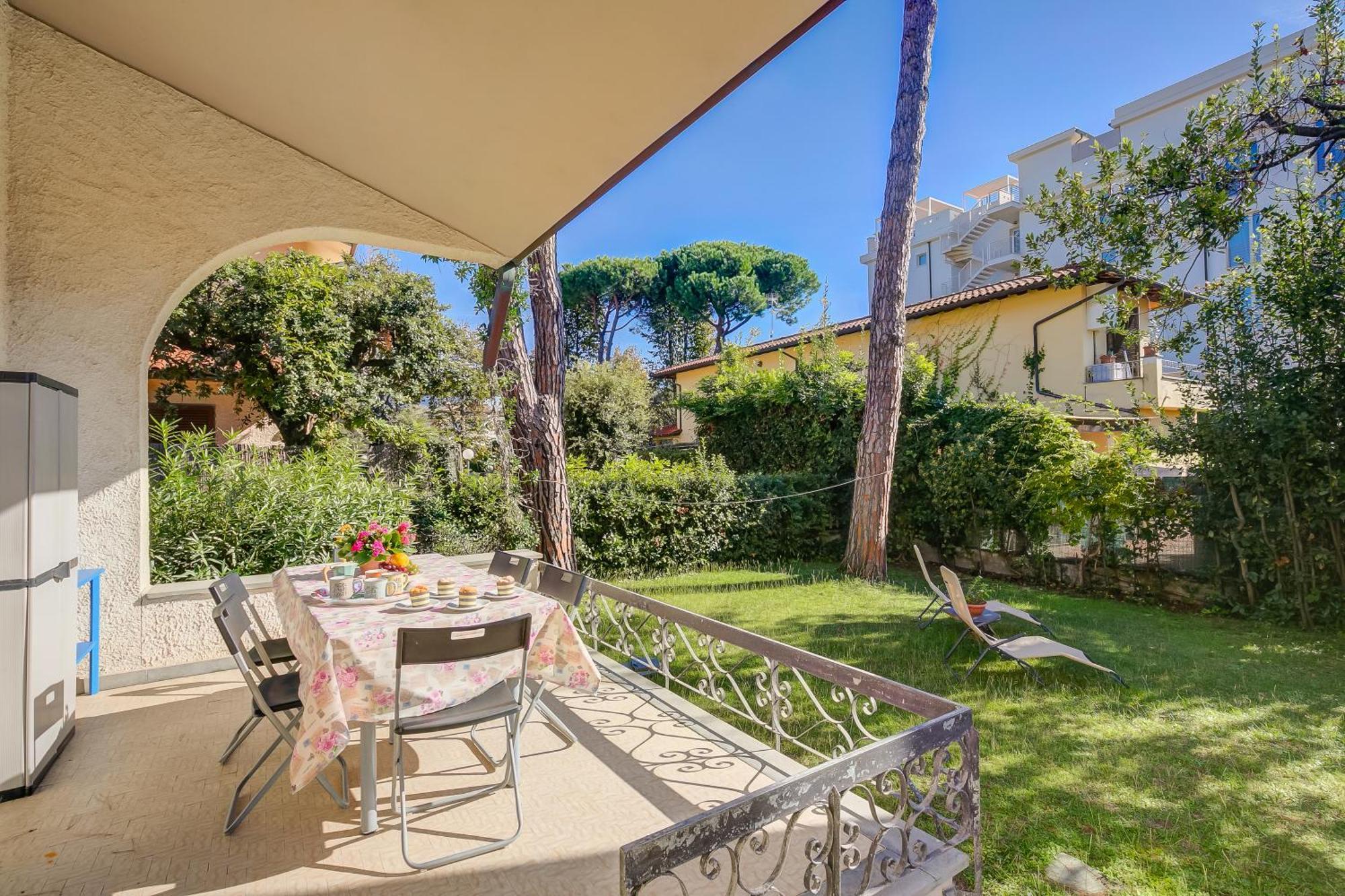 Casa Maddalena Al Mare 600M From Sea - Happy Rentals Marina di Pietrasanta Extérieur photo