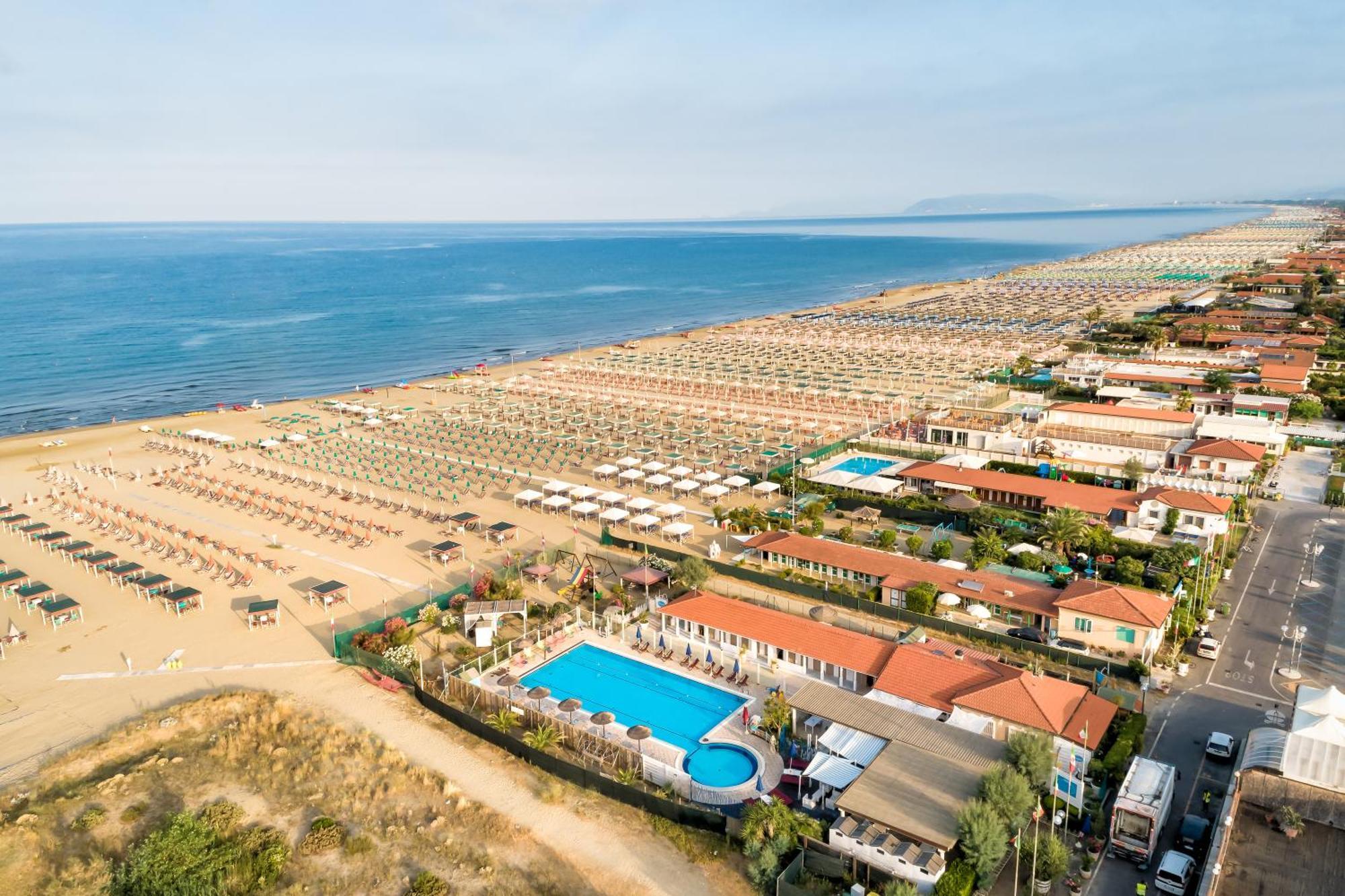 Casa Maddalena Al Mare 600M From Sea - Happy Rentals Marina di Pietrasanta Extérieur photo